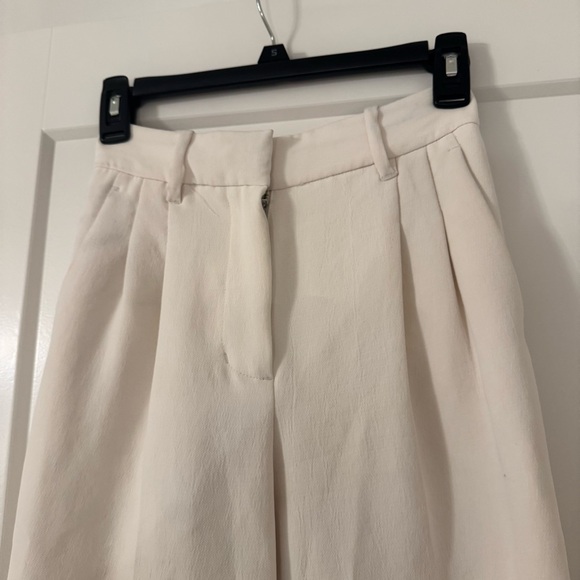 Aritzia High Waisted Effortless Dress Pants - Off White - Wilfred Size 0 - Picture 2 of 5